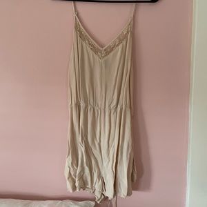 Off-White Romper Divided Size Medium or 8